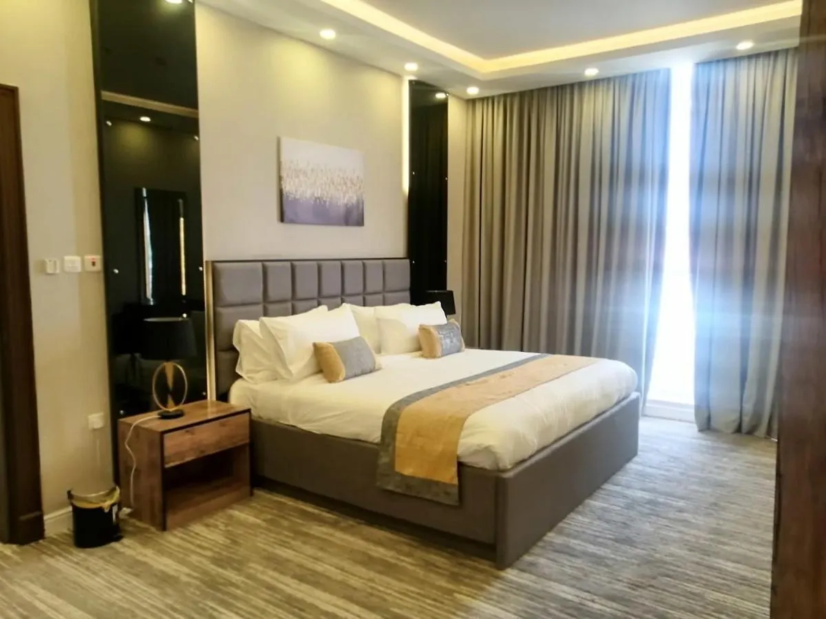 Clowzer Hotel Appartments Ριάντ 3*,