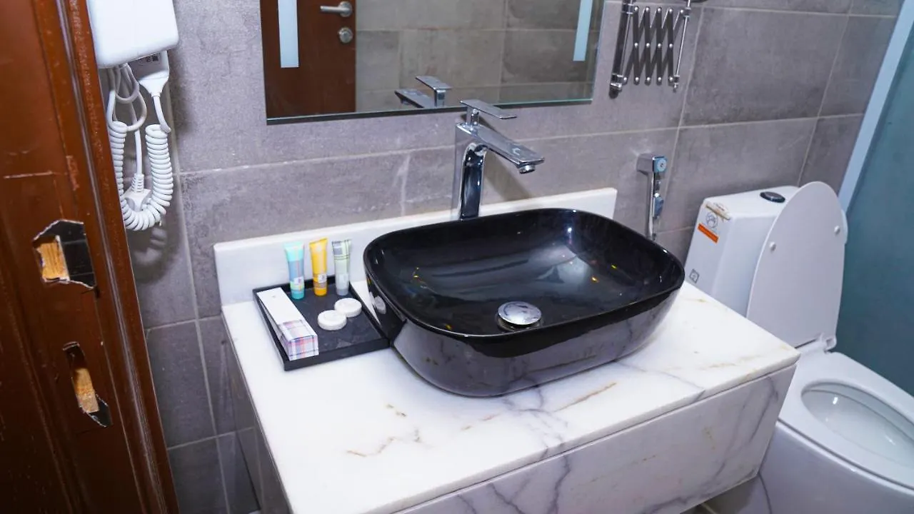 Clowzer Hotel Appartments Ριάντ